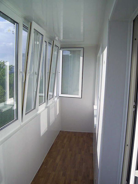 Тёплое и холодное распашное остекление балконов алюминиевым профилем Коломна